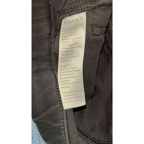 SPANX®️Women’s SPJean-ish®️ Ankle Length Mid-Rise Legging Black - Picture 11 of 12